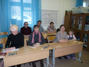 Возобновила свою работу приходская "школа для взрослых" в городе Лесном при храме "Неопалимая Купина"