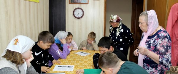 День славянской письменности и культуры отметили в воскресной школе "Купель" г. Лесной