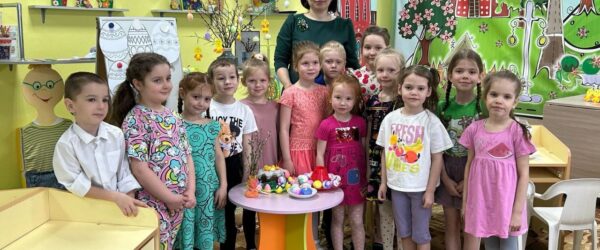 ВОСПИТАННИКИ ДЕТСКИХ САДОВ ГОРОДА НИЖНЕГО ТАГИЛА ПРИСОЕДИНИЛИСЬ К ПАСХАЛЬНОЙ РАДОСТИ О ВОСКРЕСШЕМ ХРИСТЕ!