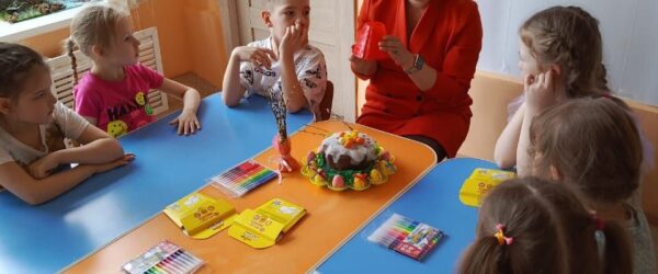 ВОСПИТАННИКИ ДЕТСКИХ САДОВ ГОРОДА НИЖНЕГО ТАГИЛА ПРИСОЕДИНИЛИСЬ К ПАСХАЛЬНОЙ РАДОСТИ О ВОСКРЕСШЕМ ХРИСТЕ!