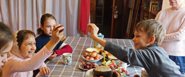 Пасхальный праздник в воскресной школе «Чистое сердце» Знаменского храма города Верхний Тагил