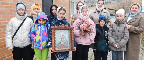В воскресной школе «Чистое сердце» Знаменского храма города Верхний Тагил начались занятия