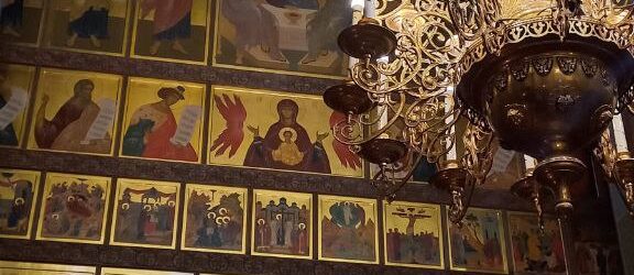 ПРЕПОДАВАТЕЛИ ОРКСЭ ПОСЕТИЛИ ХРАМЫ НИЖНЕГО ТАГИЛА