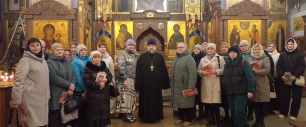 ПРЕПОДАВАТЕЛИ ОРКСЭ ПОСЕТИЛИ ХРАМЫ НИЖНЕГО ТАГИЛА