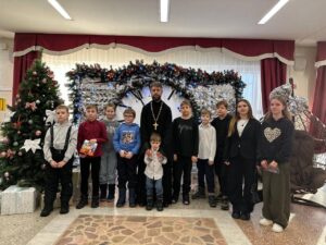 РОЖДЕСТВЕНСКИЙ СПЕКТАКЛЬ ДЛЯ ВОСПИТАННИКОВ ВОСКРЕСНЫХ ШКОЛ НИЖНЕТАГИЛЬСКОЙ ЕПАРХИИ И УЧЕНИКОВ ПРАВОСЛАВНОЙ ГИМНАЗИИ СОСТОЯЛСЯ 7 ЯНВАРЯ