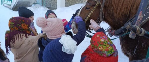 В ДЕТСКИХ САДАХ НИЖНЕГО ТАГИЛА ШИРОКО ОТМЕТИЛИ МАСЛЕНИЧНУЮ НЕДЕЛЮ