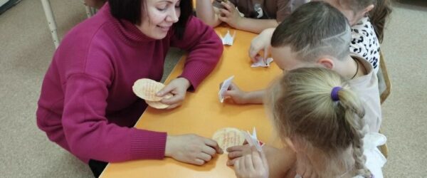 В ДЕТСКИХ САДАХ НИЖНЕГО ТАГИЛА ШИРОКО ОТМЕТИЛИ МАСЛЕНИЧНУЮ НЕДЕЛЮ