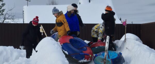 Морской отряд в честь казачьего атамана Семёна Дежнёва БПС г. Лесной отпраздновал Сретение Господне и наступление Масленицы