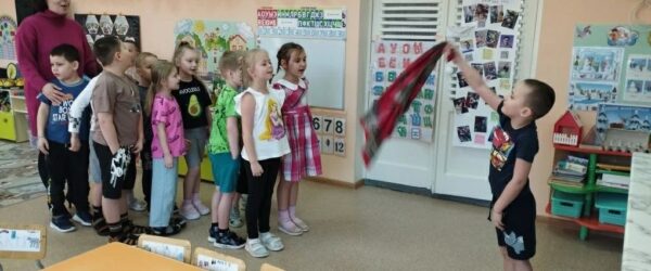 В ДЕТСКИХ САДАХ НИЖНЕГО ТАГИЛА ШИРОКО ОТМЕТИЛИ МАСЛЕНИЧНУЮ НЕДЕЛЮ