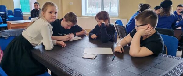 ИНТЕЛЛЕКТУАЛЬНАЯ ИГРА «УМА ПАЛАТА», СТАВШАЯ УЖЕ ТРАДИЦИОННОЙ И ПОЛЮБИВШЕЙСЯ ВОСПИТАННИКАМ ВОСКРЕСНЫХ ШКОЛ ЕПАРХИИ, СОСТОЯЛАСЬ В ЧЕТВЁРТЫЙ РАЗ