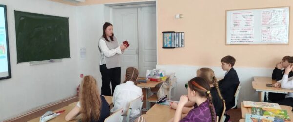 В МАОУ Гимназия № 86 прошло занятие, посвященное Дню православной книги