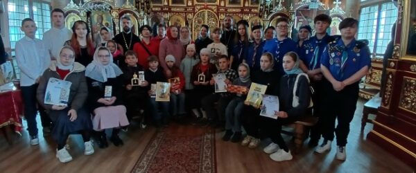 Звон колоколов, роспись яиц и молодёжный бал: пасхальные дни в школе св. вмц. Екатерины