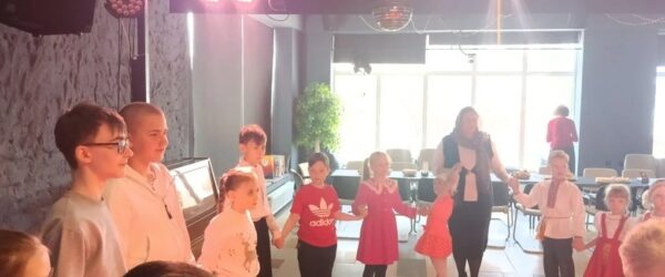 Пасхальные дни: занятия, поздравления и встреча в центре инклюзивной культуры