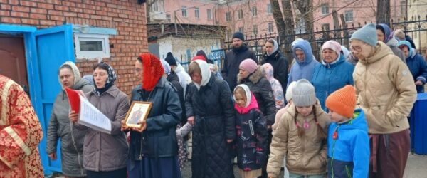 Звон колоколов, роспись яиц и молодёжный бал: пасхальные дни в школе св. вмц. Екатерины
