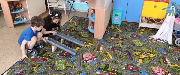 ВОСПИТАННИКИ ДЕТСКИХ САДОВ ГОРОДА НИЖНЕГО ТАГИЛА ПРИСОЕДИНИЛИСЬ К ПАСХАЛЬНОЙ РАДОСТИ О ВОСКРЕСШЕМ ХРИСТЕ!